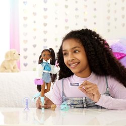 BARBIE Dream Team Brooklyn  Puppe und 8 Zubehörteile  Barbie  HYC