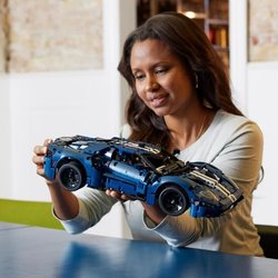 LEGO Technic 42154 Ford GT 2022, Autoabdeckung für Erwachsene, Skala 1