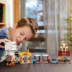 LEGO Minecraft 21273 Les Ghasts a l Attaque du Village - Jeu pour garç