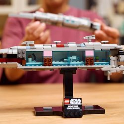 LEGO Star Wars: Die Rückkehr der Jedi-Ritter 75405 Starcruiser Home On