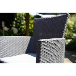 IOWA Sillón de jardín tejido de ratán gris