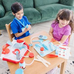 Melissa und Doug Arzt-Set