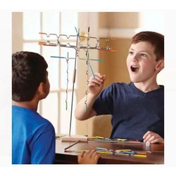 Gioco da tavolo sospeso