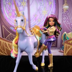 SPIN MASTER PUPPE 24 CM SOPHIA Unicorn Academy