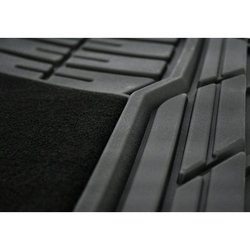 Michelin 4 Universal Rubber + Carpet