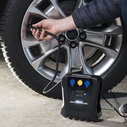 MICHELIN Programmierbarer Kompressor 12V 7 bar