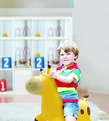 Aufblasbare springende Giraffe  Lexibook  45 cm hoch  inklusive man