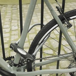 MASTER LOCK Fahrradschloss U [mit Schlüssel] - Ideal für Fahrräder, El