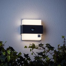 ARCHIE Außenwandleuchte mit sensorintegrierter LED 7W
