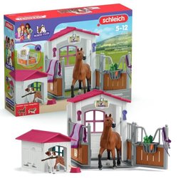 Box mit Hannoveraner Stute und Australian Shepherd, Pferdefigur und Zu