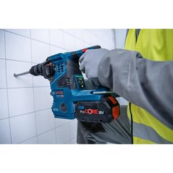 Taladro percutor Bosch Professional GBH 18V-28CF con aspirador GDE 18V