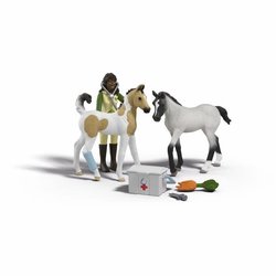 Figurine Soins pour les bébés animaux de Sarah, Schleich 42777 Gamme H