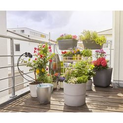 GARDENA AquaBloom Solar Automatic Watering Solution