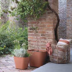 Quadratischer Blumentopf - DEROMA - Herkunft - 12 L - Terrakotta