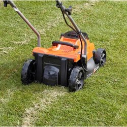 BLACK & DECKER Cortacésped Inalámbrico LITIO 18V 33 cm - 2.5Ah - 2 bat