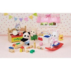Figuras en miniatura - FAMILIAS SYLVANIAN - 5709 - La caja de juguetes